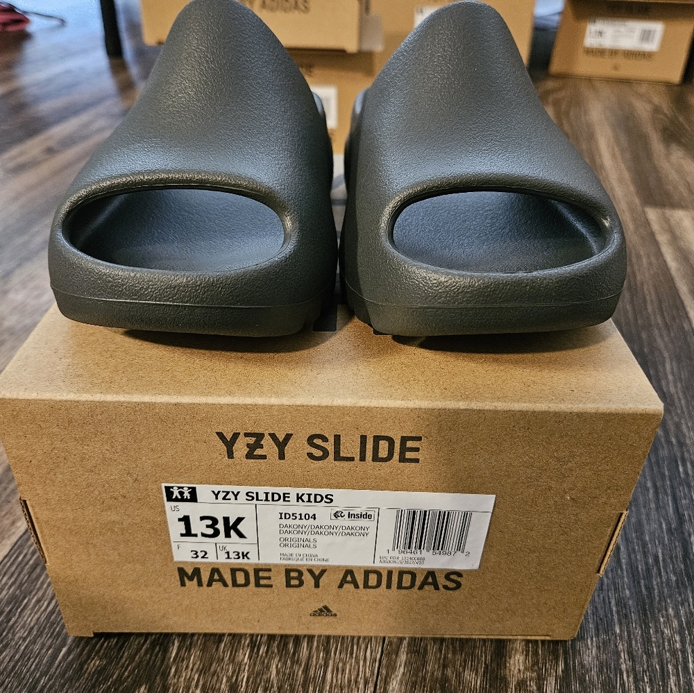 Yeezy Slide Kids 13k Dark Onyx Id5104